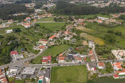 Terreno para Venda em Grijó e Sermonde