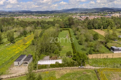 Terreno para Venda em Merelim (São Paio), Panoias e Parada de Tibães