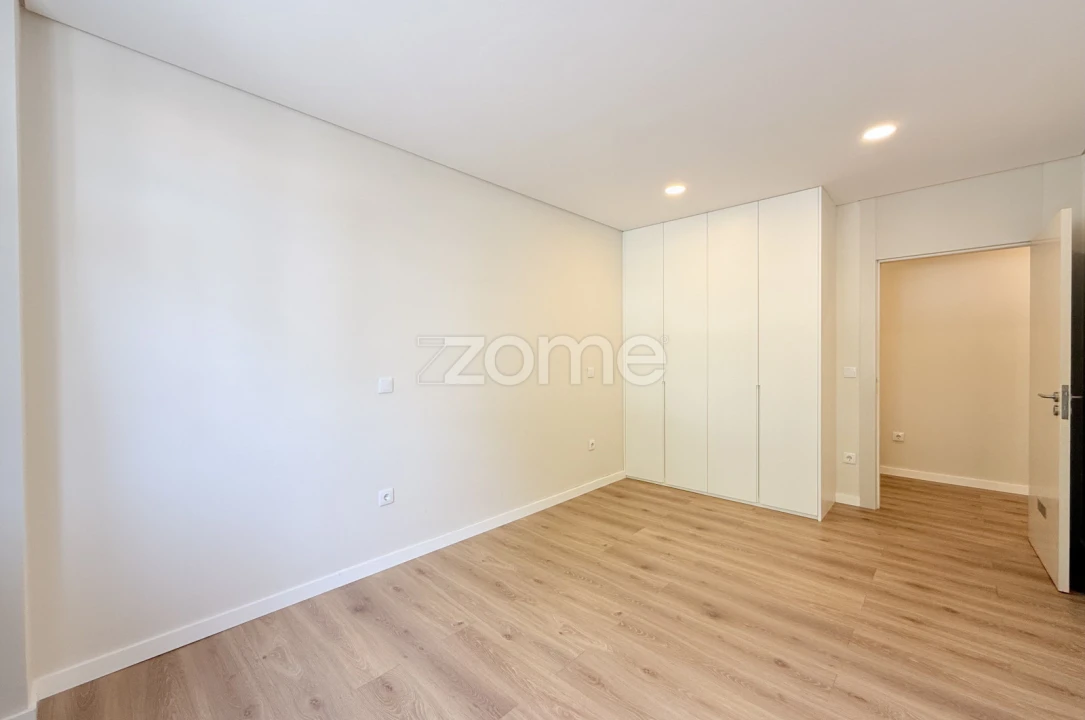 Apartamento T3 para Venda em Vila Nova de Famalicão e Calendário Foto 10