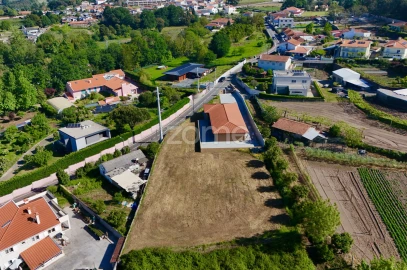 Terreno para Venda em Santo Tirso, Couto (Santa Cristina e São Miguel) e Burgães