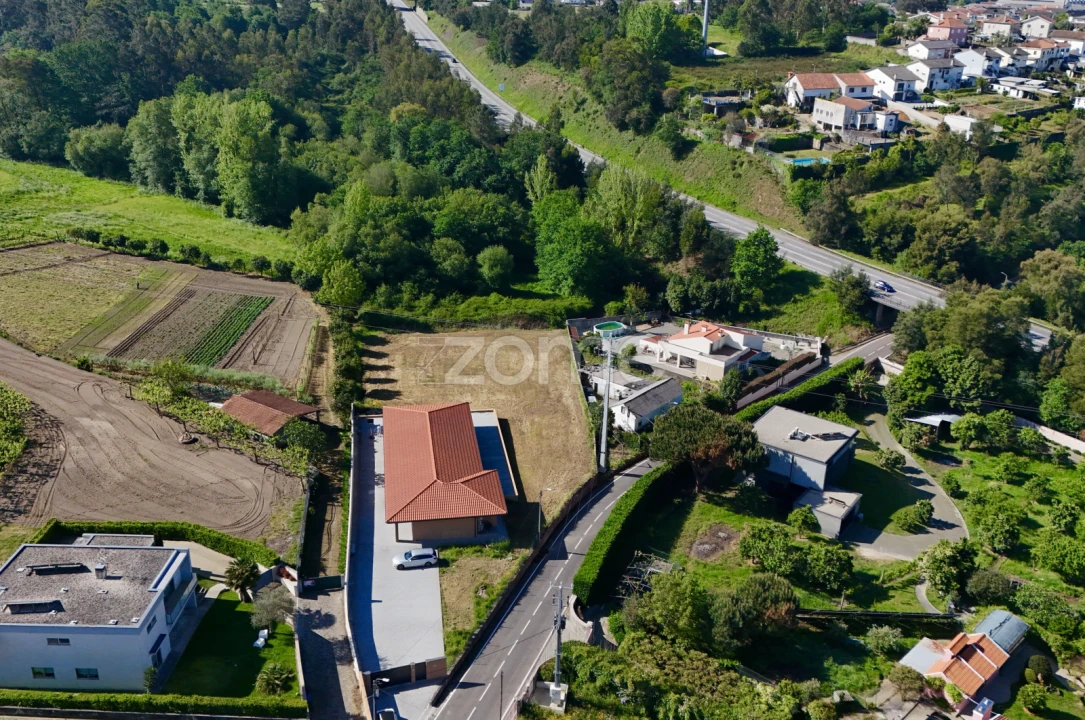 Terreno para Venda em Santo Tirso, Couto (Santa Cristina e São Miguel) e Burgães Foto 8