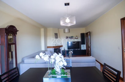 Apartamento T2 para Venda em Esmeriz e Cabeçudos