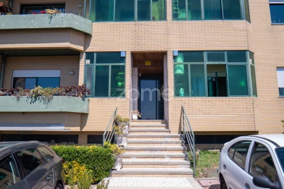 Apartamento T2 para Venda em Esmeriz e Cabeçudos