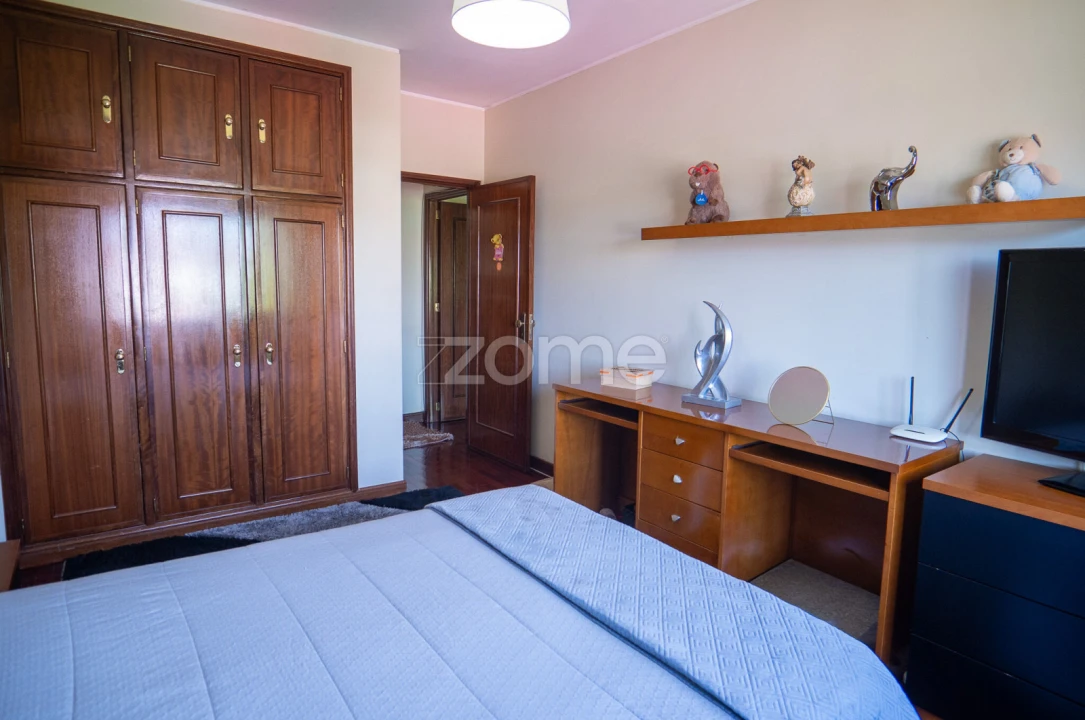 Apartamento T2 para Venda em Esmeriz e Cabeçudos Foto 24