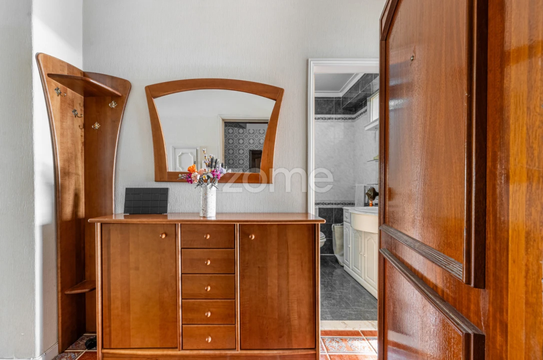 Apartamento T2 para Venda em Espinho Foto 5