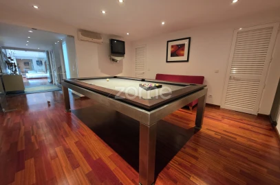 Moradia T4 para Venda em Quarteira