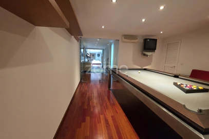 Moradia T4 para Venda em Quarteira