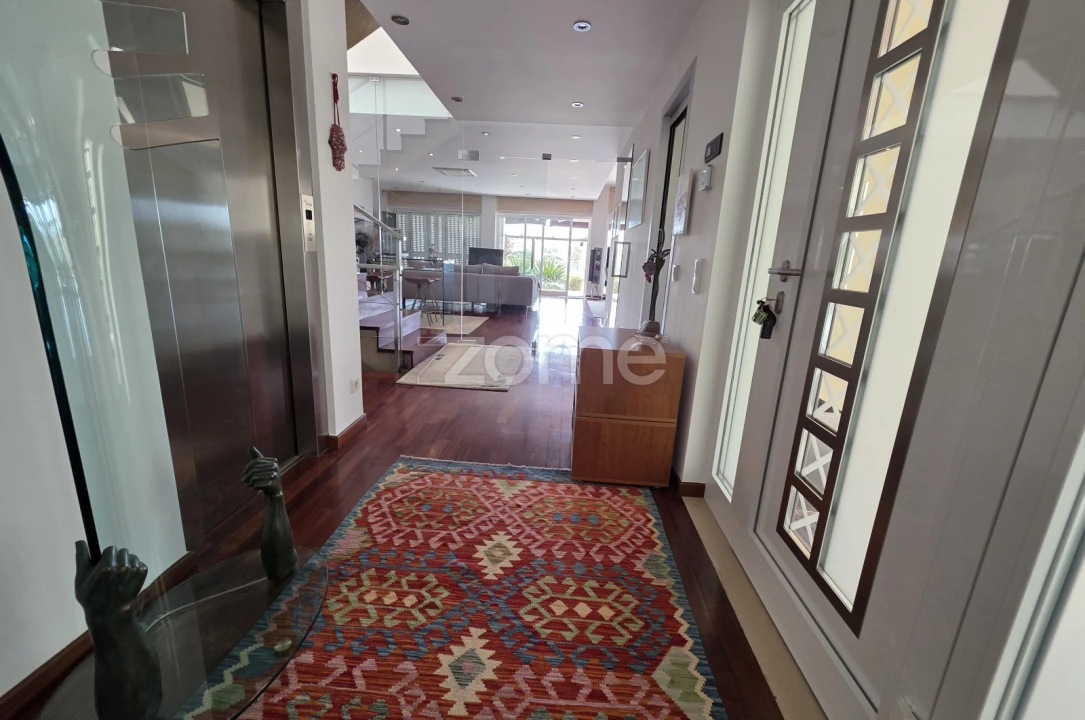 Moradia T4 para Venda em Quarteira Foto 21