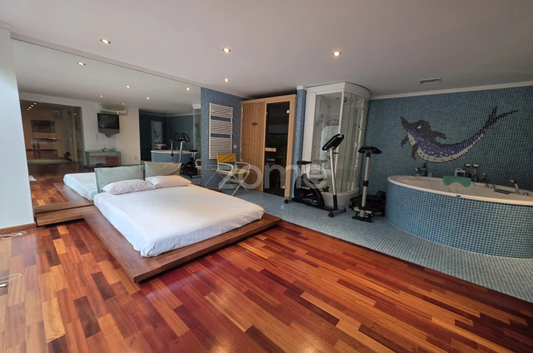 Moradia T4 para Venda em Quarteira Foto 30