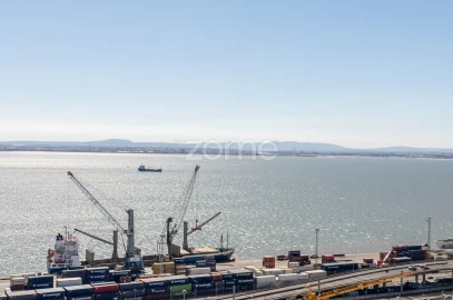 Apartamento T3 para Arrendamento em Penha de França