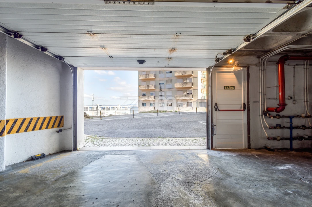 Apartamento T3 para Arrendamento em Penha de França Foto 33