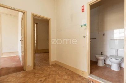 Prédio para Venda em Arganil