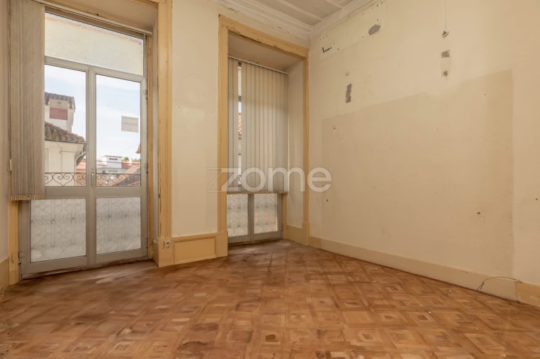 Prédio para Venda em Arganil Foto 20