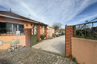 Moradia T5 para Venda em Pardilho