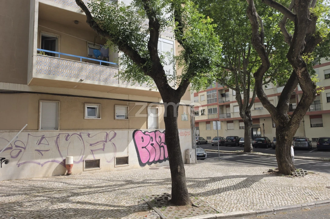 Apartamento T2 para Venda em Águas Livres Foto 23