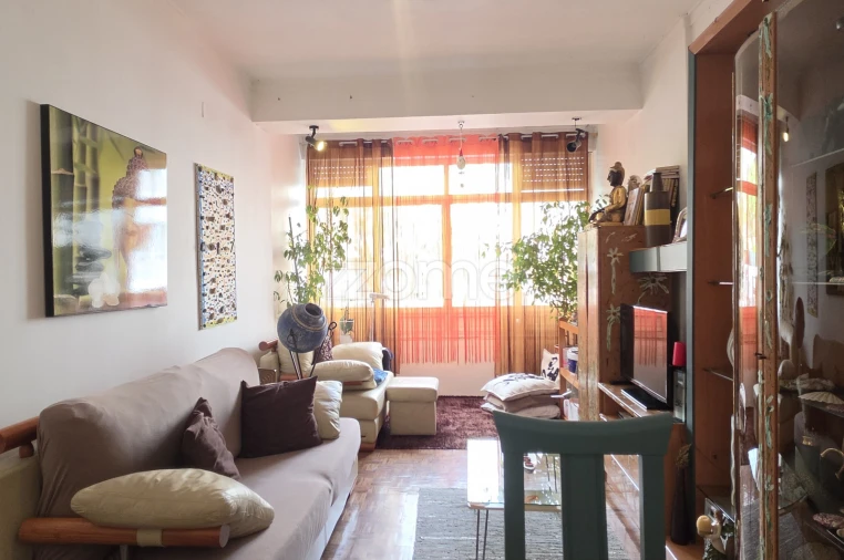 Apartamento T2 para Venda em Águas Livres Foto 6