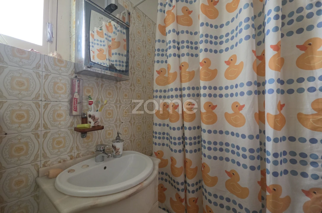 Apartamento T2 para Venda em Águas Livres Foto 17