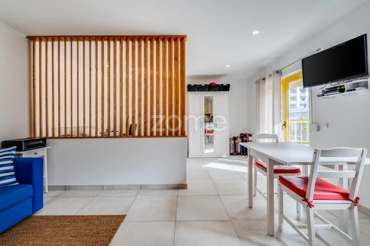 Apartamento T1 para Venda em Portimão Foto 2