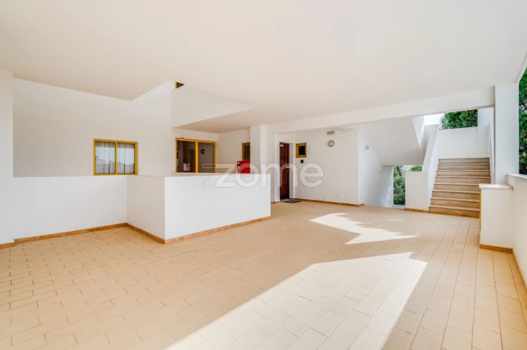 Apartamento T1 para Venda em Portimão Foto 16