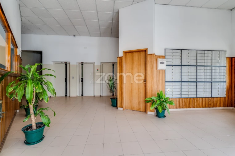 Apartamento T1 para Venda em Portimão Foto 24