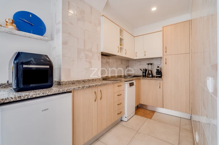 Apartamento T1 para Venda em Portimão Foto 11