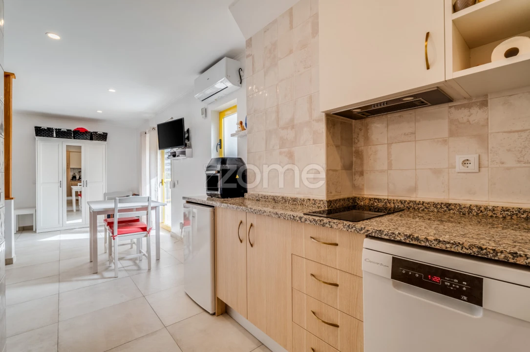 Apartamento T1 para Venda em Portimão Foto 6