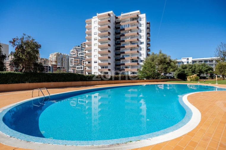 Apartamento T2 para Venda em Portimão Foto 31