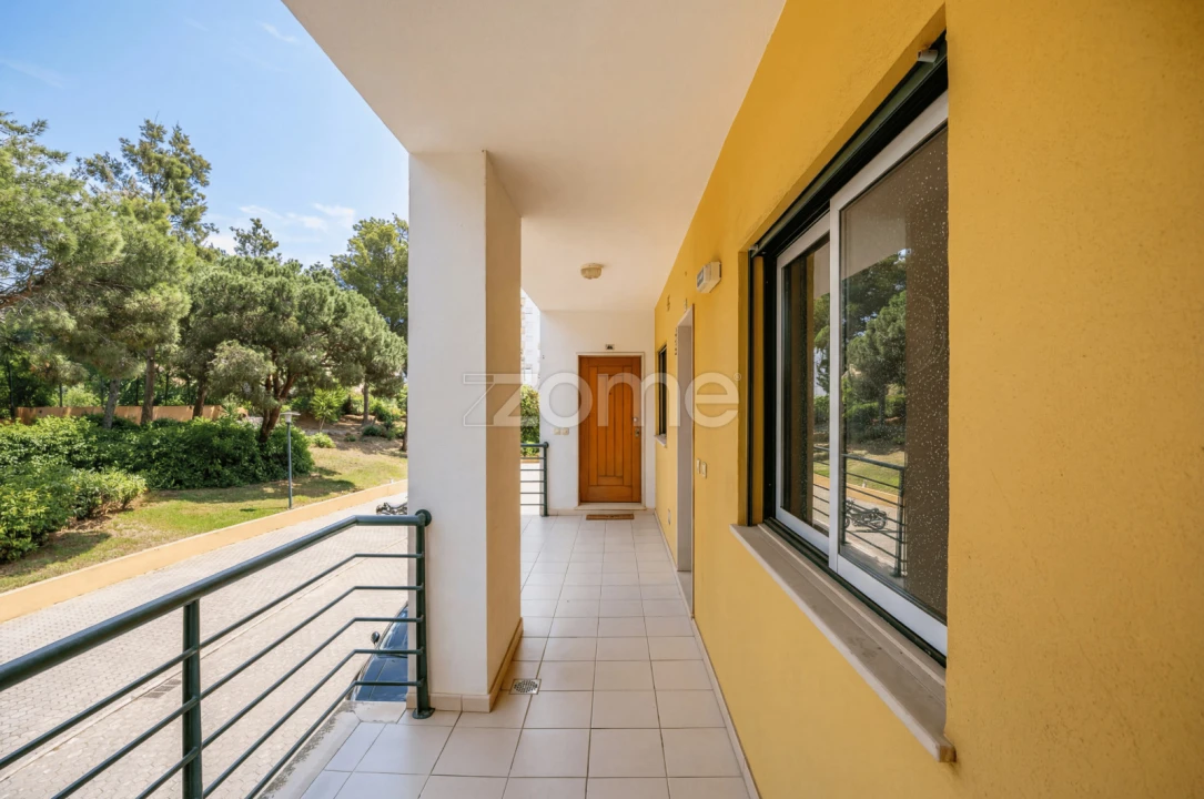 Apartamento T2 para Venda em Portimão Foto 4