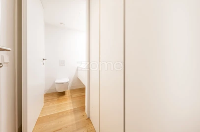 Apartamento T2 para Arrendamento em Ajuda