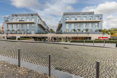 Apartamento T2 para Arrendamento em Ajuda