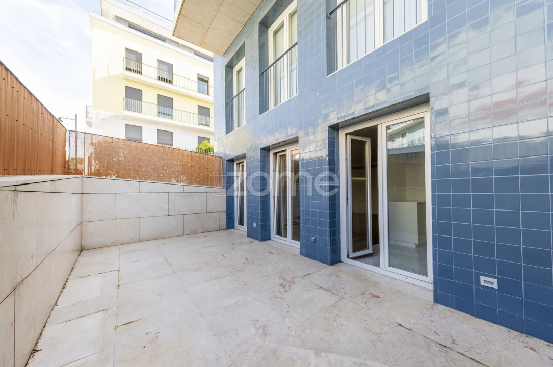 Apartamento T2 para Arrendamento em Ajuda Foto 22