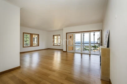 Apartamento T2 para Arrendamento em Cascais e Estoril