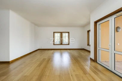 Apartamento T2 para Arrendamento em Cascais e Estoril