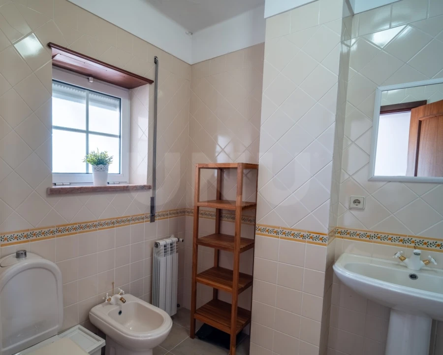 Moradia T3 para Arrendamento em Nadadouro Foto 18