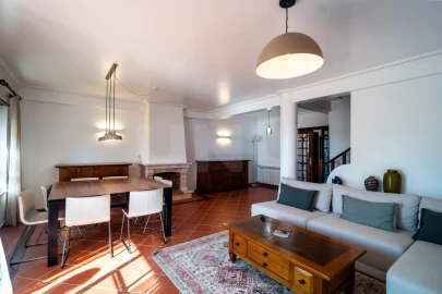 Moradia T3 para Arrendamento em Nadadouro