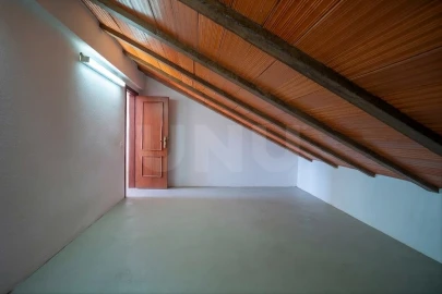 Moradia T3 para Arrendamento em Nadadouro