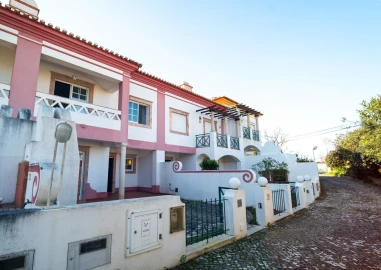 Moradia T3 para Arrendamento em Nadadouro