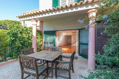 Moradia T2 para Venda em Cascais e Estoril