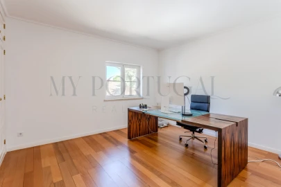 Moradia T2 para Venda em Cascais e Estoril