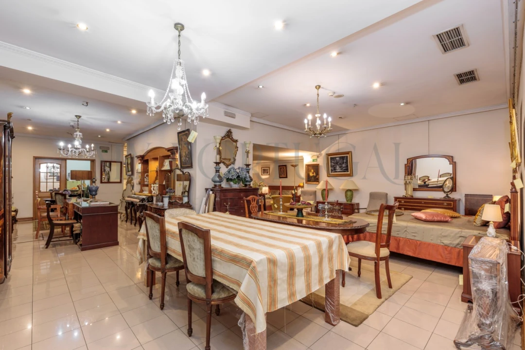 Loja para Arrendamento em Arroios Foto 9