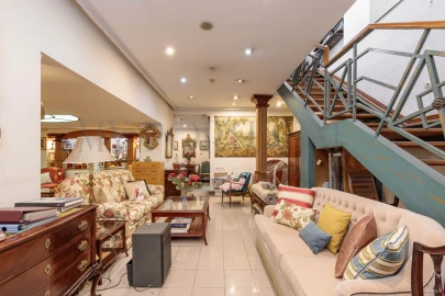 Loja para Arrendamento em Arroios