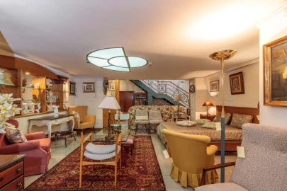 Loja para Arrendamento em Arroios