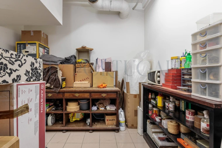 Loja para Arrendamento em Arroios Foto 7