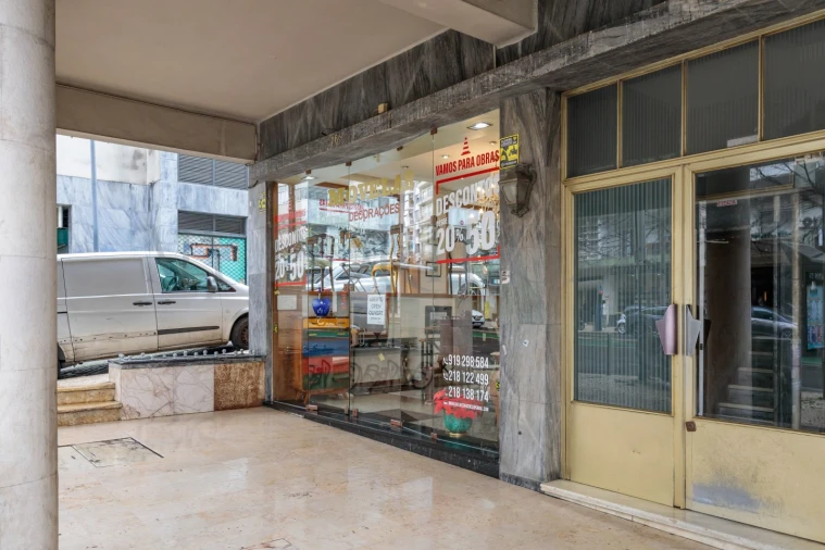 Loja para Arrendamento em Arroios Foto 21