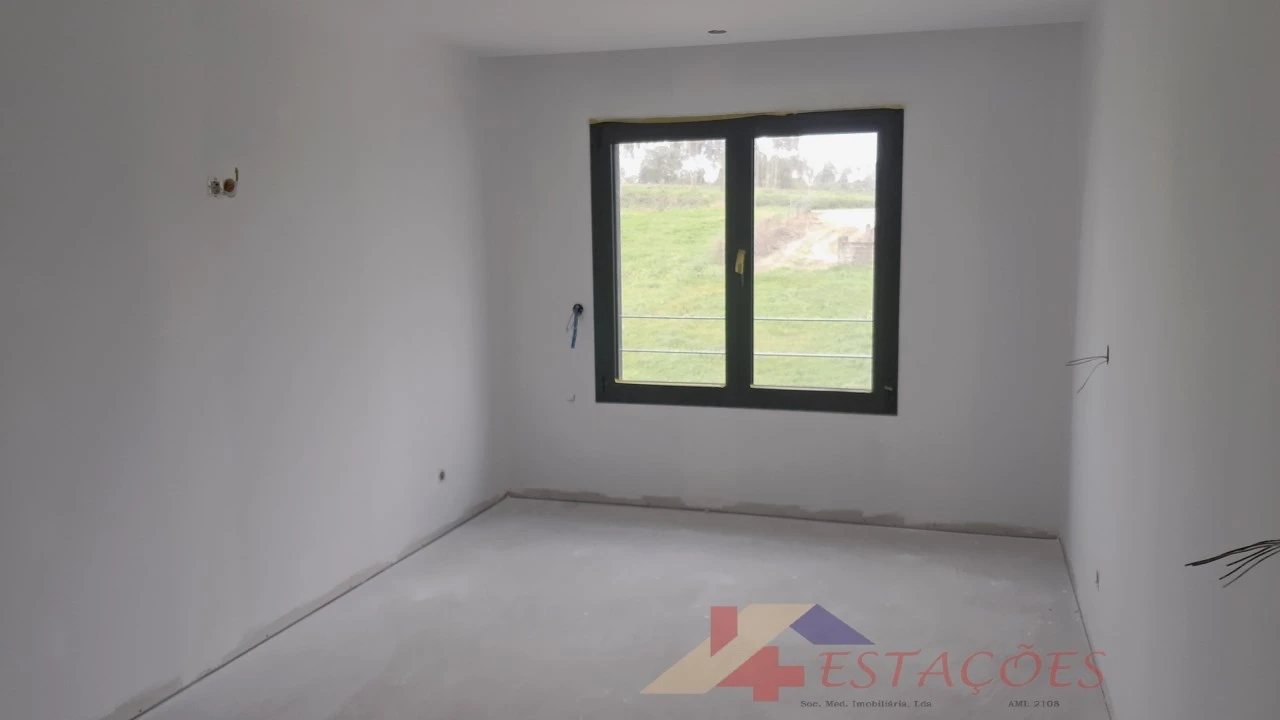 Apartamento T3 para Venda em Pombal Foto 10