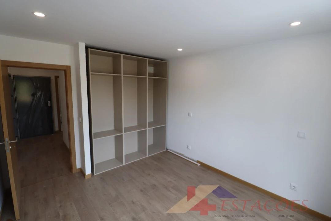 Apartamento T3 para Venda em Pombal Foto 3