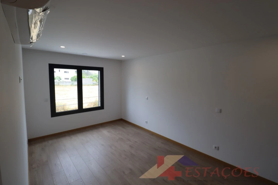 Apartamento T3 para Venda em Pombal Foto 4