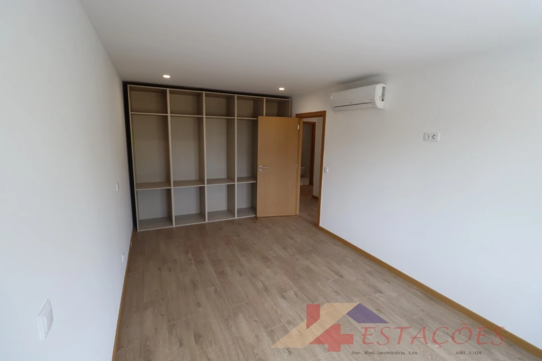 Apartamento T3 para Venda em Pombal Foto 5