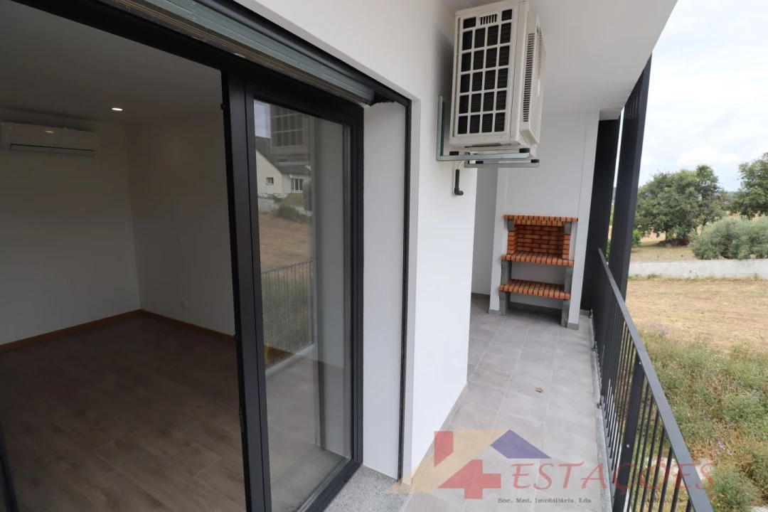 Apartamento T3 para Venda em Pombal Foto 1