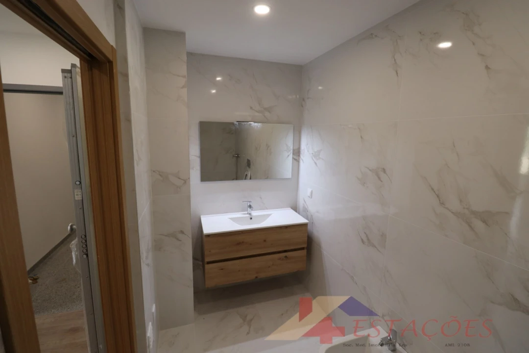 Apartamento T3 para Venda em Pombal Foto 12